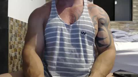 Snapshot of healedcarioca chatting on 01-17-25, 12:20 Brazilian bigdick online show from 01-17-25, 12:20