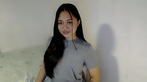 Snapshot of heart_of_asia chatting on 02-16-26, 08:32 Yoshin online show from 02-16-26, 08:32