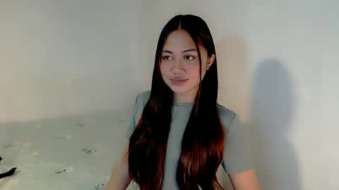 Snapshot of heart_of_asia chatting on 02-24-26, 02:09 Yoshin online show from 02-24-26, 02:09