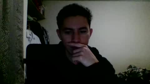 Snapshot of heartbig05 chatting on 01-01-25, 09:17 heartbig05 online show from 01-01-25, 09:17