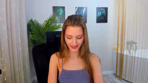 Snapshot of heartedlove_1 chatting on 02-09-25, 05:33 heartedlove_1 online show from 02-09-25, 05:33