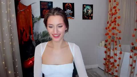 Snapshot of heartedlove_1 chatting on 10-14-25, 11:55 heartedlove_1 online show from 10-14-25, 11:55