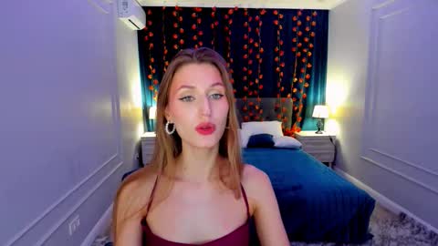 Snapshot of heartedlove_1 chatting on 11-10-25, 04:33 heartedlove_1 online show from 11-10-25, 04:33