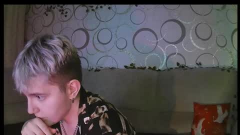 Snapshot of heatctrl chatting on 03-15-26, 08:26 Justin online show from 03-15-26, 08:26