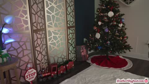 Heather online show from 12-25-24, 01:10