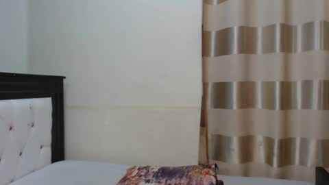 Heather online show from 10-11-25, 02:22