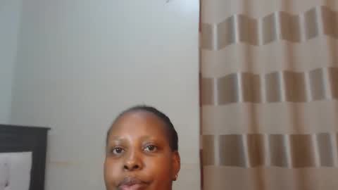 Snapshot of heatherjee chatting on 10-31-25, 03:40 Heather online show from 10-31-25, 03:40