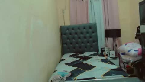 Kylene3 online show from 03-09-26, 08:07