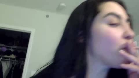 Snapshot of heatwavee chatting on 09-24-25, 11:41 heatwavee online show from 09-24-25, 11:41