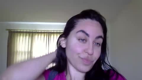 Snapshot of heatwavee chatting on 11-22-25, 05:45 heatwavee online show from 11-22-25, 05:45