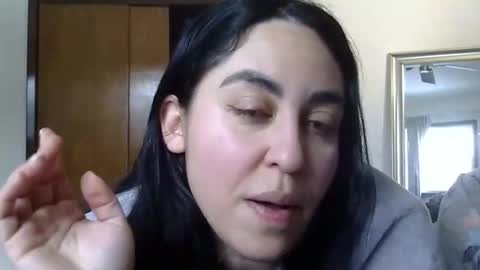 Snapshot of heatwavee chatting on 12-14-25, 05:29 heatwavee online show from 12-14-25, 05:29