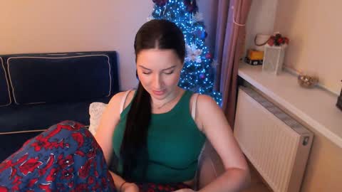 Heaven girl online show from 01-14-25, 05:56