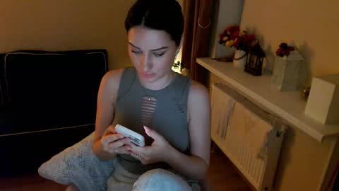 Heaven girl online show from 03-12-25, 04:46