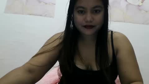 Snapshot of heavenlyeyes69 chatting on 12-17-24, 01:07 heavenlyeyes69 online show from 12-17-24, 01:07