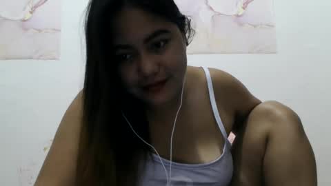 Snapshot of heavenlyeyes69 chatting on 01-13-25, 05:33 heavenlyeyes69 online show from 01-13-25, 05:33