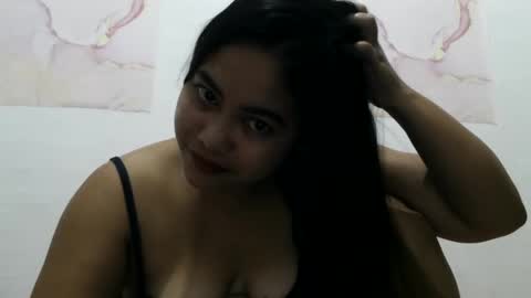 Snapshot of heavenlyeyes69 chatting on 01-16-25, 08:36 heavenlyeyes69 online show from 01-16-25, 08:36