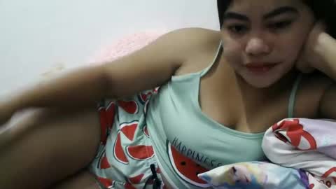 Snapshot of heavenlyeyes69 chatting on 02-02-25, 07:14 heavenlyeyes69 online show from 02-02-25, 07:14