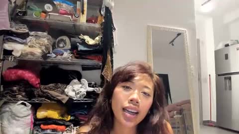 Snapshot of heavenngirlyy444 chatting on 02-03-25, 08:24 Heaven online show from 02-03-25, 08:24