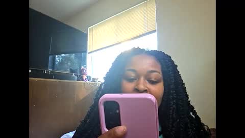 Snapshot of heavenskyvalley chatting on 10-31-25, 11:06 heavenskyvalley online show from 10-31-25, 11:06