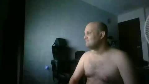 Snapshot of heavy_rebellxc chatting on 01-07-26, 03:53 Heavy Rebell online show from 01-07-26, 03:53