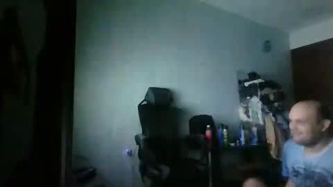 Snapshot of heavy_rebellxc chatting on 02-04-26, 04:18 Heavy Rebell online show from 02-04-26, 04:18