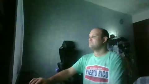 Snapshot of heavy_rebellxc chatting on 02-13-26, 07:04 Heavy Rebell online show from 02-13-26, 07:04