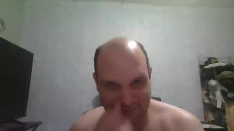 Snapshot of heavy_rebellxc chatting on 02-19-26, 04:08 Heavy Rebell online show from 02-19-26, 04:08