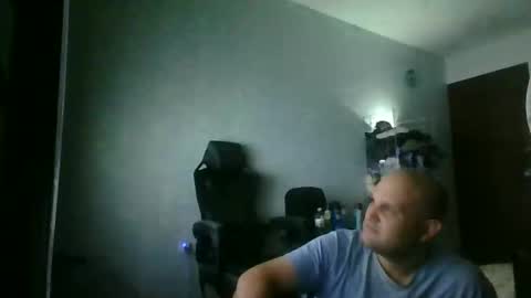 Snapshot of heavy_rebellxc chatting on 02-25-26, 06:34 Heavy Rebell online show from 02-25-26, 06:34