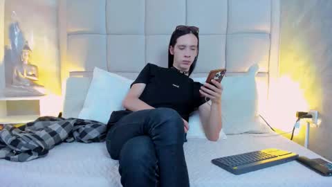 Snapshot of hecate1_ chatting on 11-09-25, 07:23 Keira Hecate online show from 11-09-25, 07:23