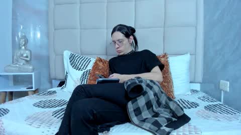 Keira Hecate online show from 02-28-26, 07:48