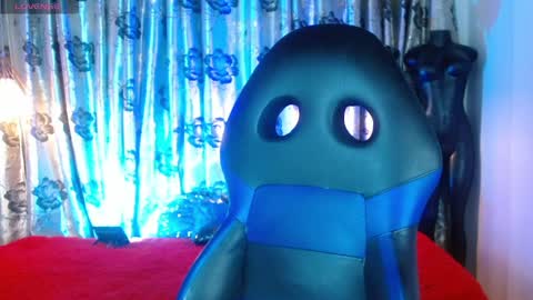 Snapshot of hecate_doll chatting on 05-01-26, 05:17 hecate_doll online show from 05-01-26, 05:17