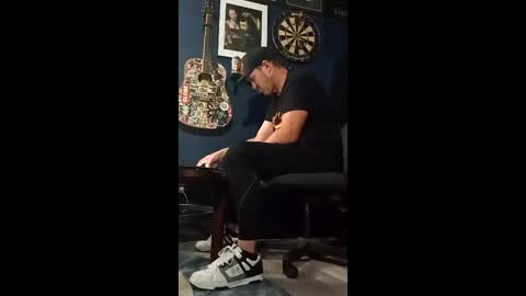 hecatoncheires187420 online show from 12-16-25, 11:32