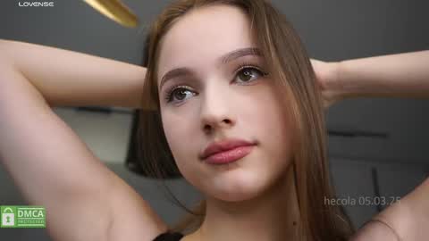 Snapshot of hecola chatting on 03-05-25, 02:23 Nika next stream  200pm GMT online show from 03-05-25, 02:23