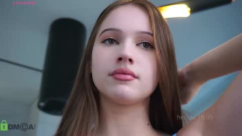 Snapshot of hecola chatting on 09-16-25, 10:38 Nika next stream  200pm GMT online show from 09-16-25, 10:38