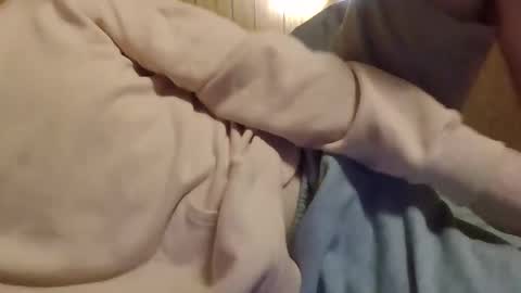 Snapshot of hecomesagain chatting on 09-12-25, 07:08 hecomesagain online show from 09-12-25, 07:08