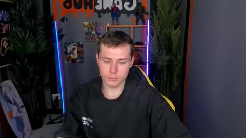 Snapshot of hector_spector chatting on 11-23-25, 10:15 Hector online show from 11-23-25, 10:15