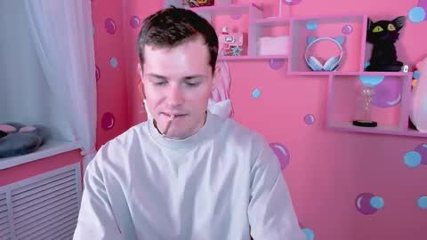 Snapshot of hector_spector chatting on 11-26-25, 10:16 Hector online show from 11-26-25, 10:16