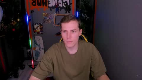 Snapshot of hector_spector chatting on 12-16-25, 05:45 Hector online show from 12-16-25, 05:45