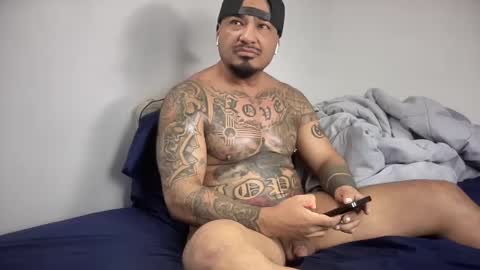 Snapshot of hectorramirezxxx chatting on 12-10-24, 03:20 LockedThug online show from 12-10-24, 03:20