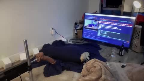 Snapshot of hectorramirezxxx chatting on 12-16-24, 05:06 LockedThug online show from 12-16-24, 05:06