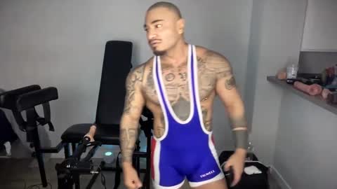 Snapshot of hectorramirezxxx chatting on 02-02-25, 09:30 LockedThug online show from 02-02-25, 09:30