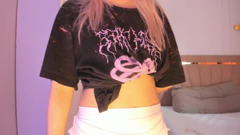 Call me Mia online show from 04-14-26, 03:23