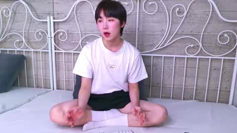 HEEJIN online show from 03-07-26, 04:53