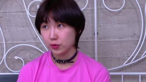 HEEJIN online show from 04-26-26, 08:17