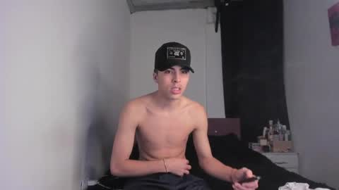 heellboy_ online show from 04-14-26, 04:51