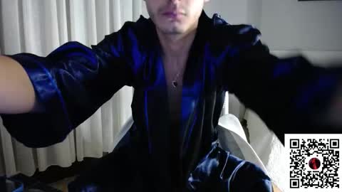 Snapshot of hefestion_ chatting on 11-15-25, 02:46 hefestion_ online show from 11-15-25, 02:46