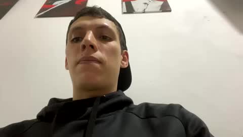 Snapshot of hefesto_69 chatting on 12-04-24, 06:22 hefesto_69 online show from 12-04-24, 06:22