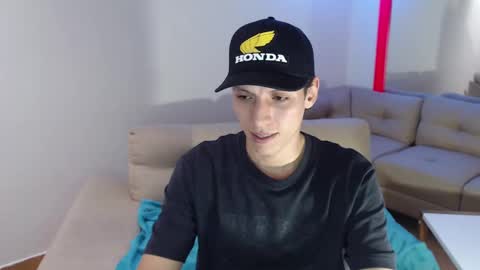 Snapshot of hefesto_69 chatting on 02-26-25, 08:11 hefesto_69 online show from 02-26-25, 08:11