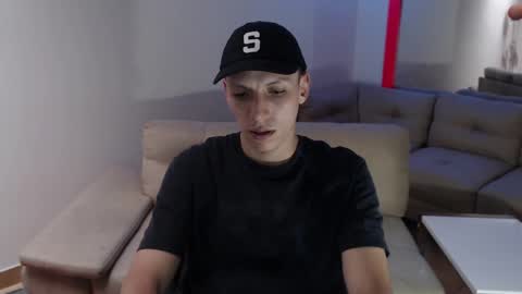 Snapshot of hefesto_69 chatting on 03-07-25, 08:44 hefesto_69 online show from 03-07-25, 08:44