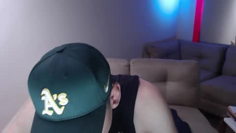 Snapshot of hefesto_69 chatting on 09-12-25, 03:01 hefesto_69 online show from 09-12-25, 03:01